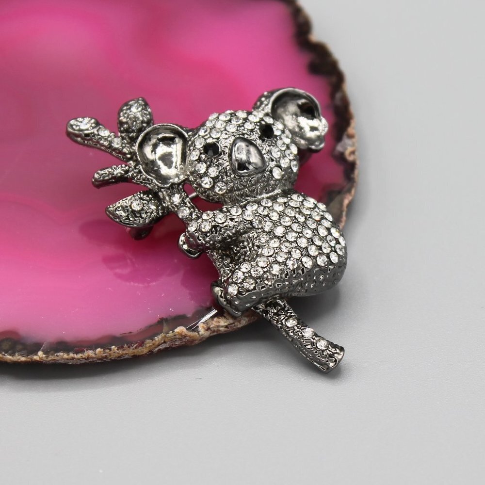 Jewelry pin brooch koala animal adorable sparkle sparkly silver tone fashion new